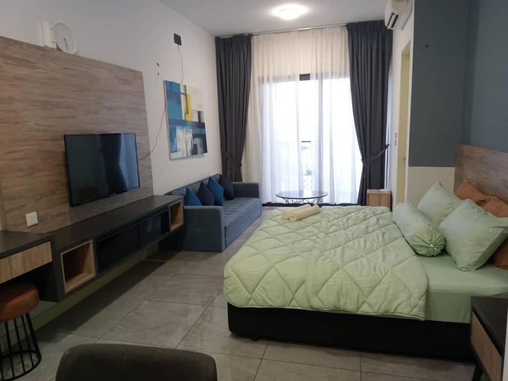 Homestay Shah Rizki At Imperio With Swimming Pool Muslim Friendly Malacca エクステリア 写真